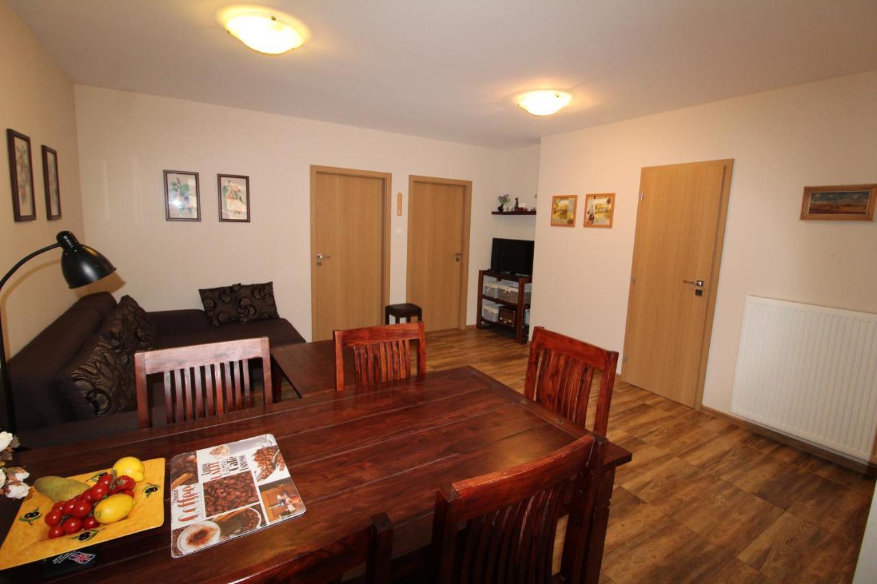 Apartman Baska Veľký Slavkov エクステリア 写真